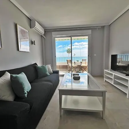 Primera Linea De Playa Frontal Con Vistas Al Mar Fuengirola Zewnętrze zdjęcie